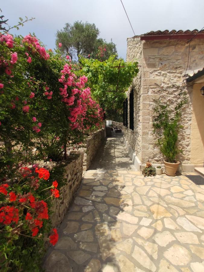 Rania'S Cottage Lakka  Ngoại thất bức ảnh