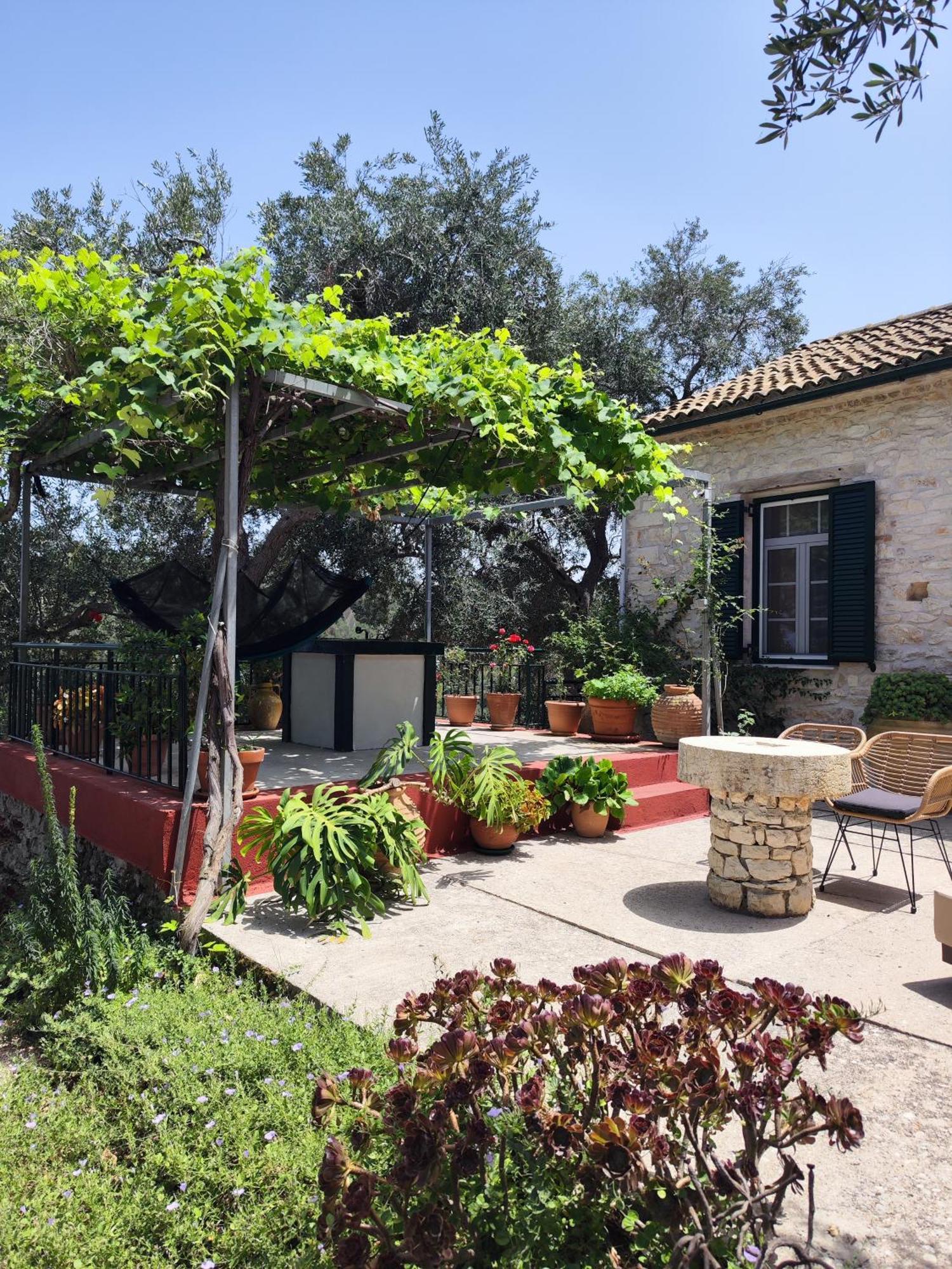 Rania'S Cottage Lakka  Ngoại thất bức ảnh